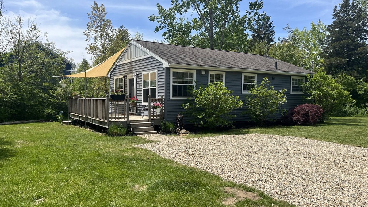 Miami Park House | Lake House -1 block from Lake Michigan Sunsets