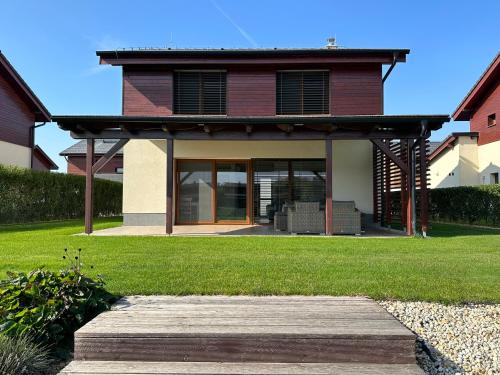 Sajdikove Humence House | Lake house 630