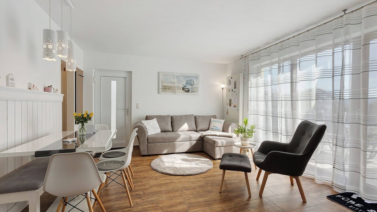 Allensbach Apartment | Lake House Bodensee – Boutique Holiday Apartment with Garden & 2 Bathrooms, Dog-Friendly
