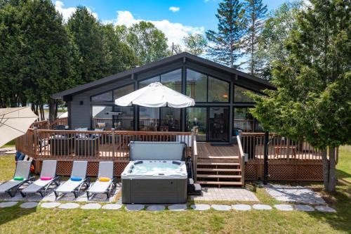 Nominingue Ski Chalet | Lake House Chalet Laurentians