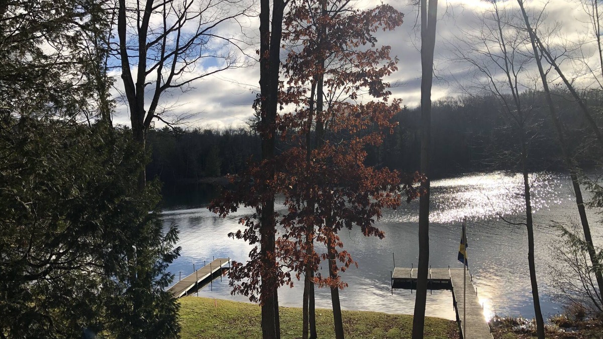Fountain House | Lake House Getaway