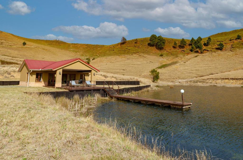 Himeville House | Lake House @ Misty Ridge