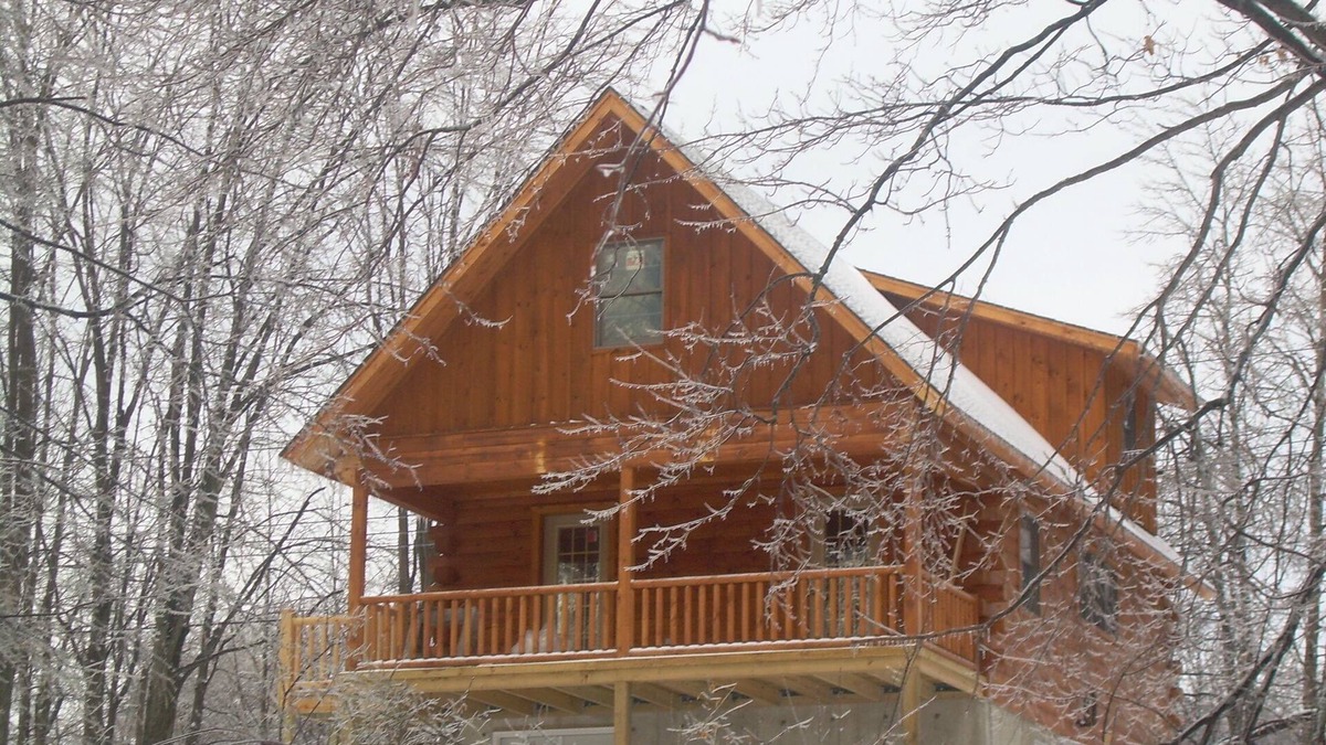 Poyntelle Cabin | Lake House Near Elk Mountain