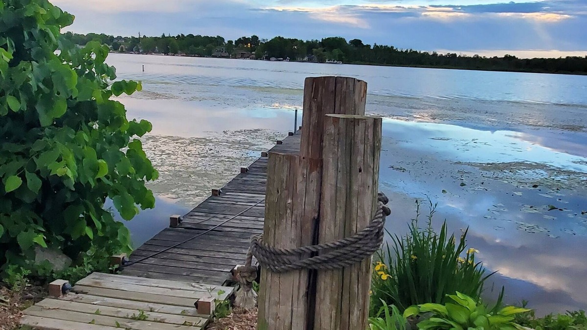 Campbellsport Apartment | LAKE HOUSE Relax'n in or on the water this is your place for memories to be made
