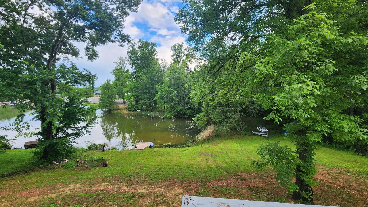 Dayton House | Lake House retreat
