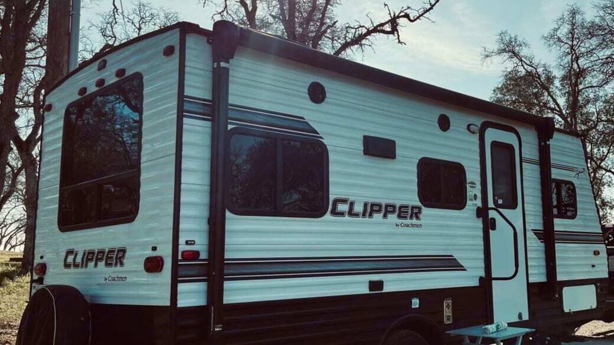 Beechgrove RV Rental | Lake House