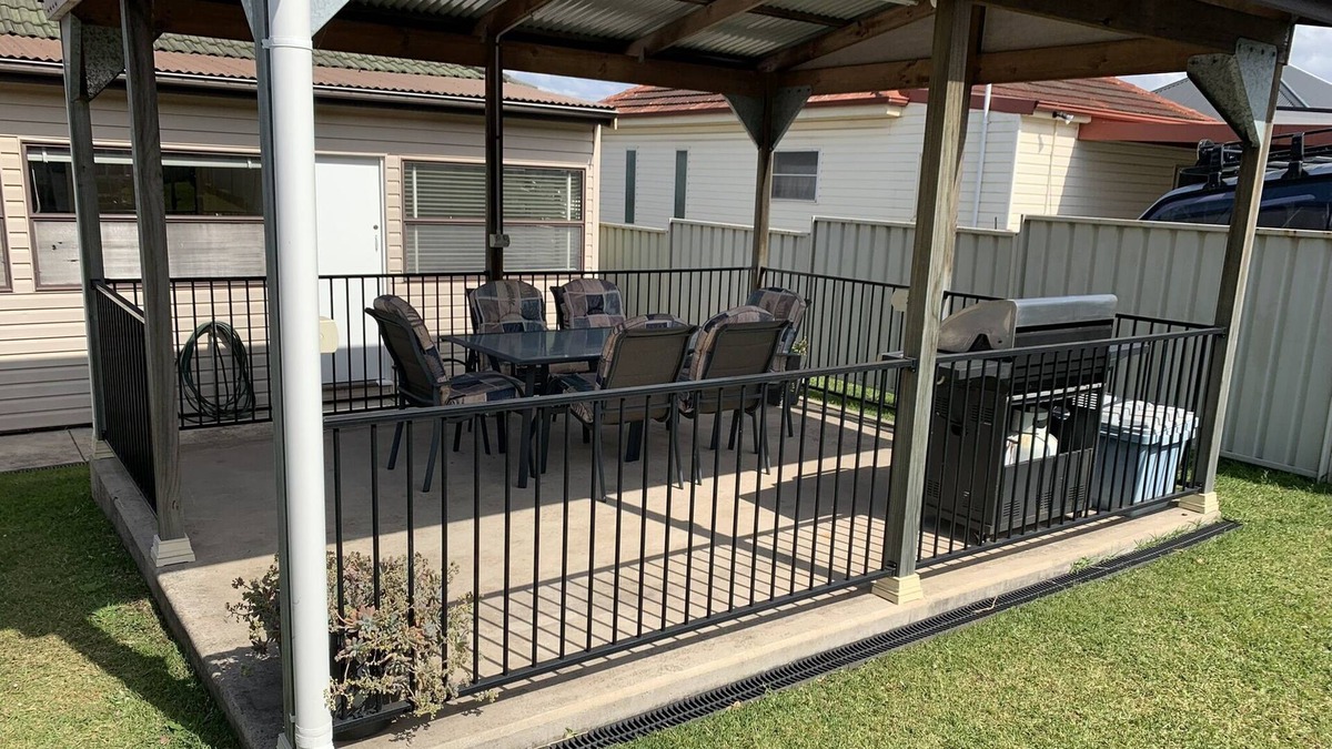 Lake Heights House | Lake house within minutes to beaches and shopping