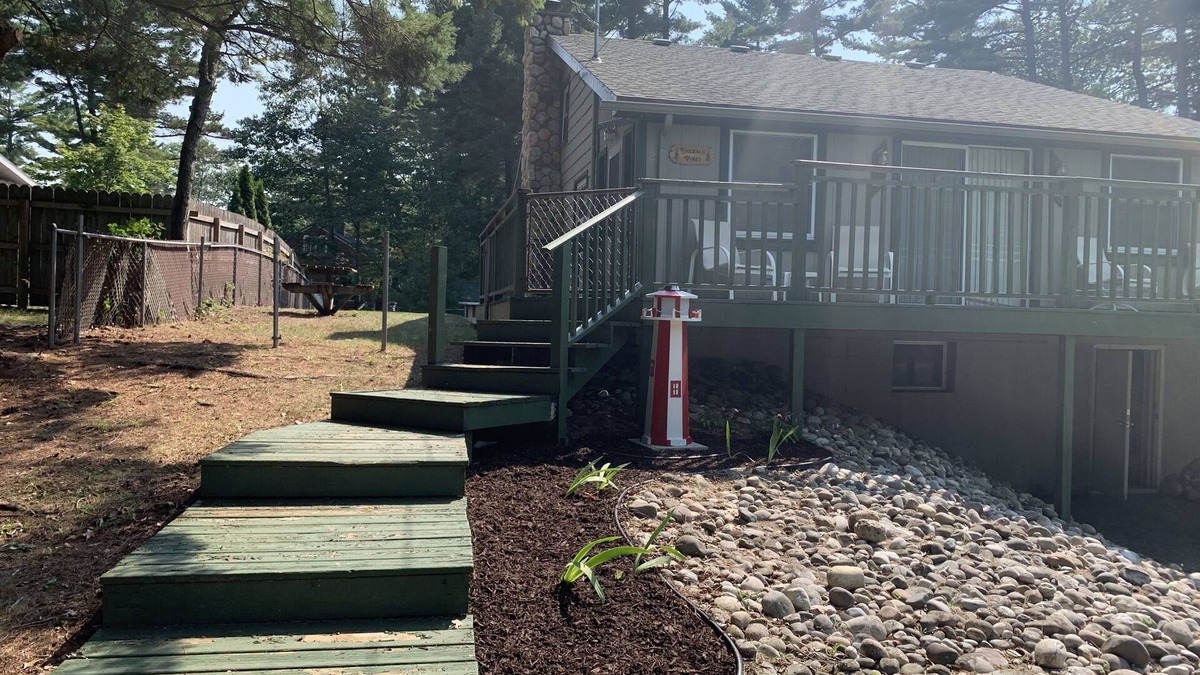 East Tawas Cottage | Lake Huron Cottage