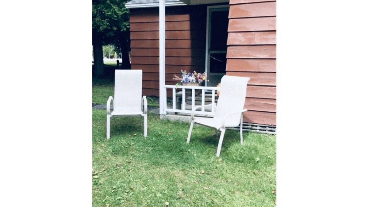 Cedarville House | Lake Huron Vacation Cabin, 1 Room Cabin