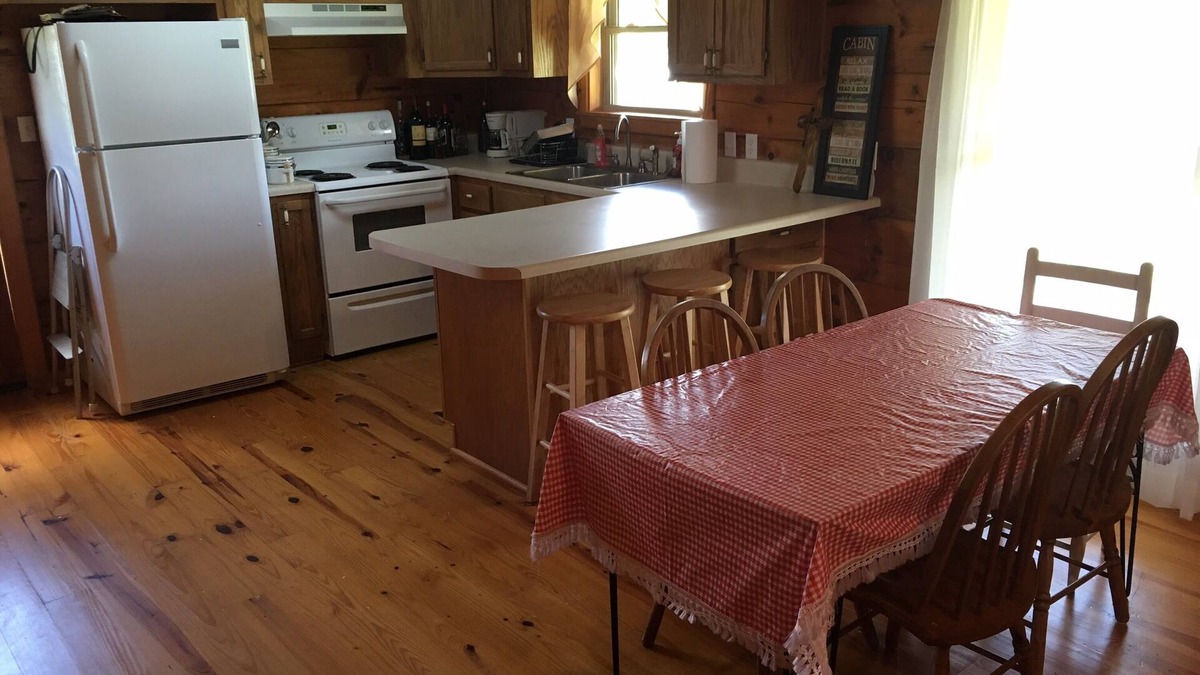 Allons Cabin | Lake Lovers Lodge Dale Hollow Lake Allons TN Near Willow Grove/Lily Dale Resorts