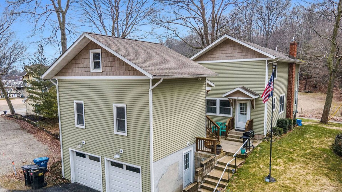 Macatawa House | Lake Michigan Beach Cottage #2!