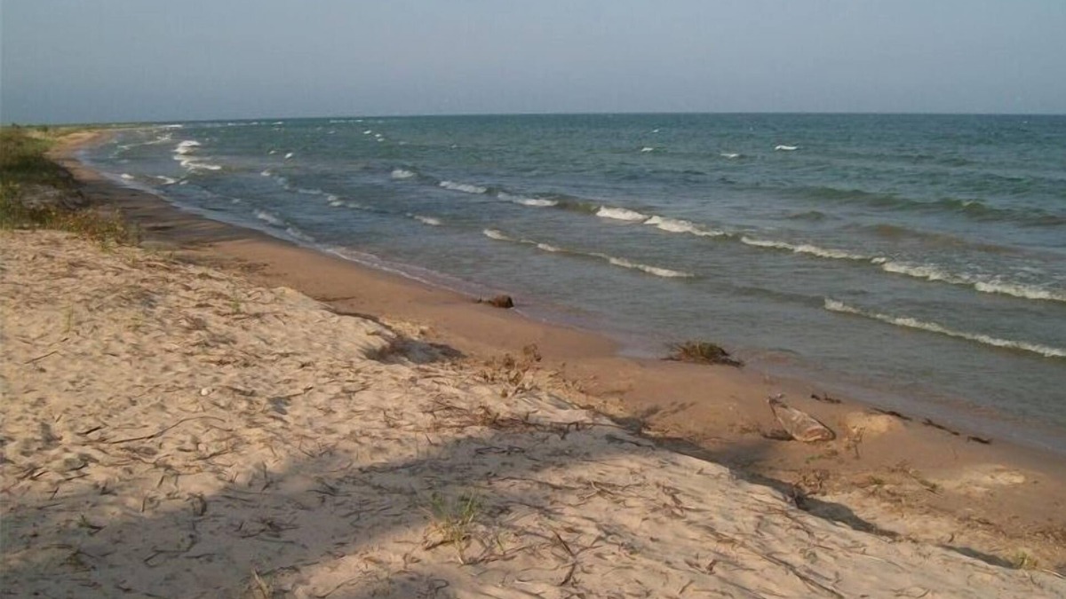 Jacksonport Condo | Lake Michigan Sand Beachfront Condo, Spectacular Views, sunrise, WiFi, 2nd floor