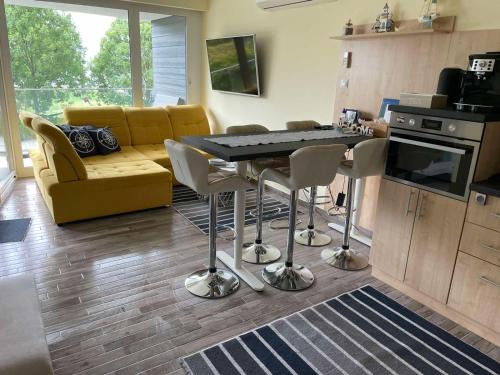 Balatonszemes Apartment | LAKE MOMENTS - Pearl Apartment