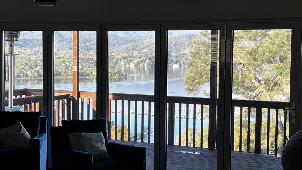 Oak Shores House | Lake Nacimiento’s Oak Shores Lakeside Community Resort Family Vacation Rental