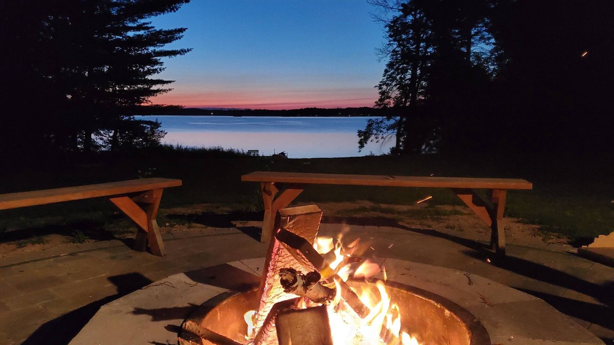 Crivitz House | Lake Noquebay Waterfront Home