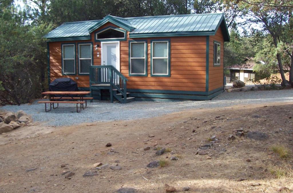 Oregon House Resort | Lake of the Springs Camping Resort Cabin 5