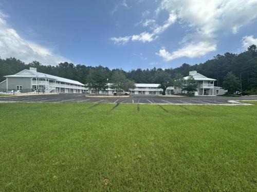 Iuka Hotel | Lake Park Inn