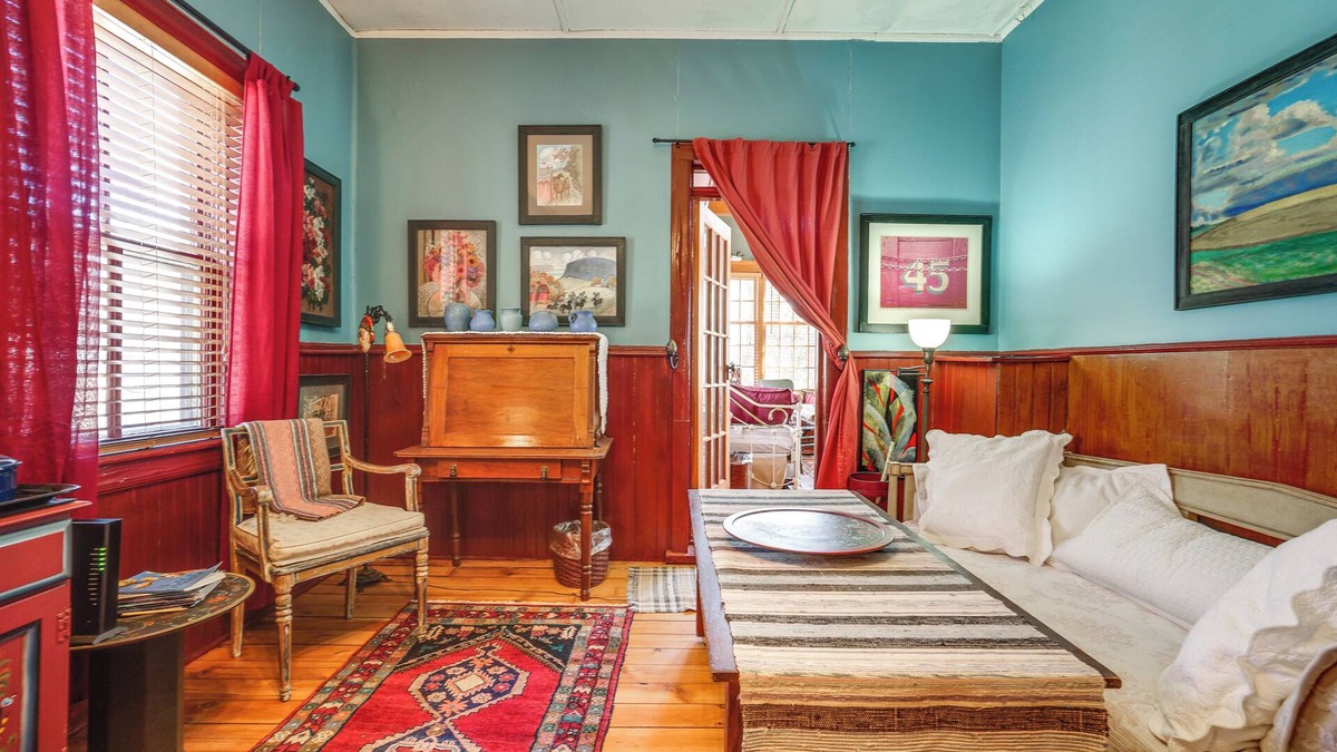 Stockholm Apartment | Lake Pepin Getaway w/Pond, Walk to Restaurants!