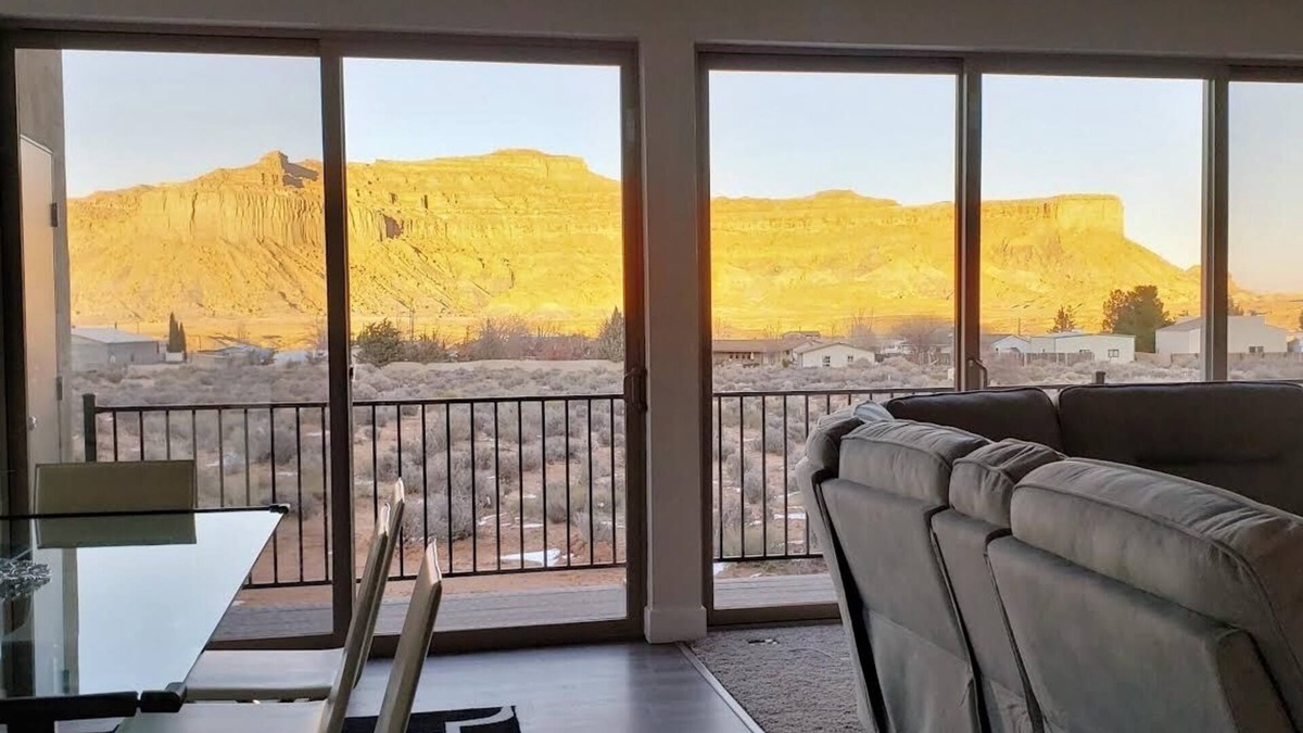 Big Water House | Lake Powell Contemporary Home with Views