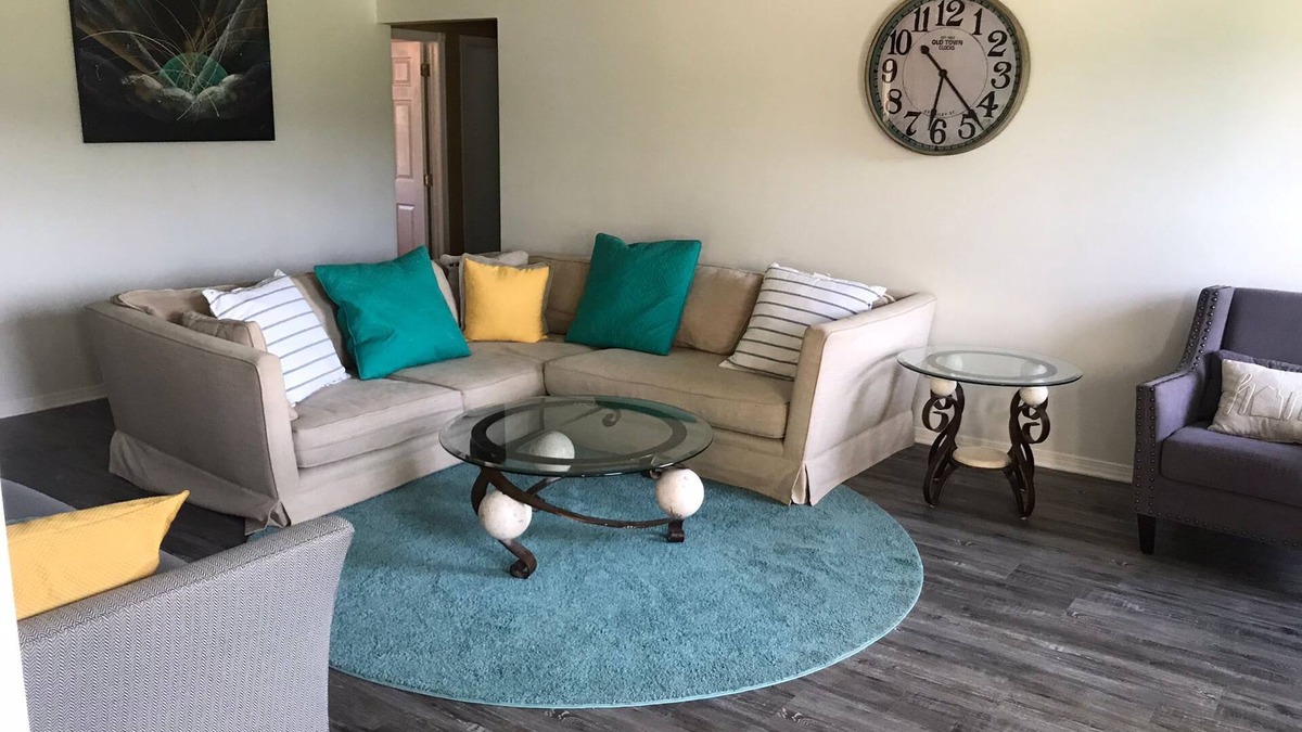Fayetteville House | Lake Sequoyah Park Getaway