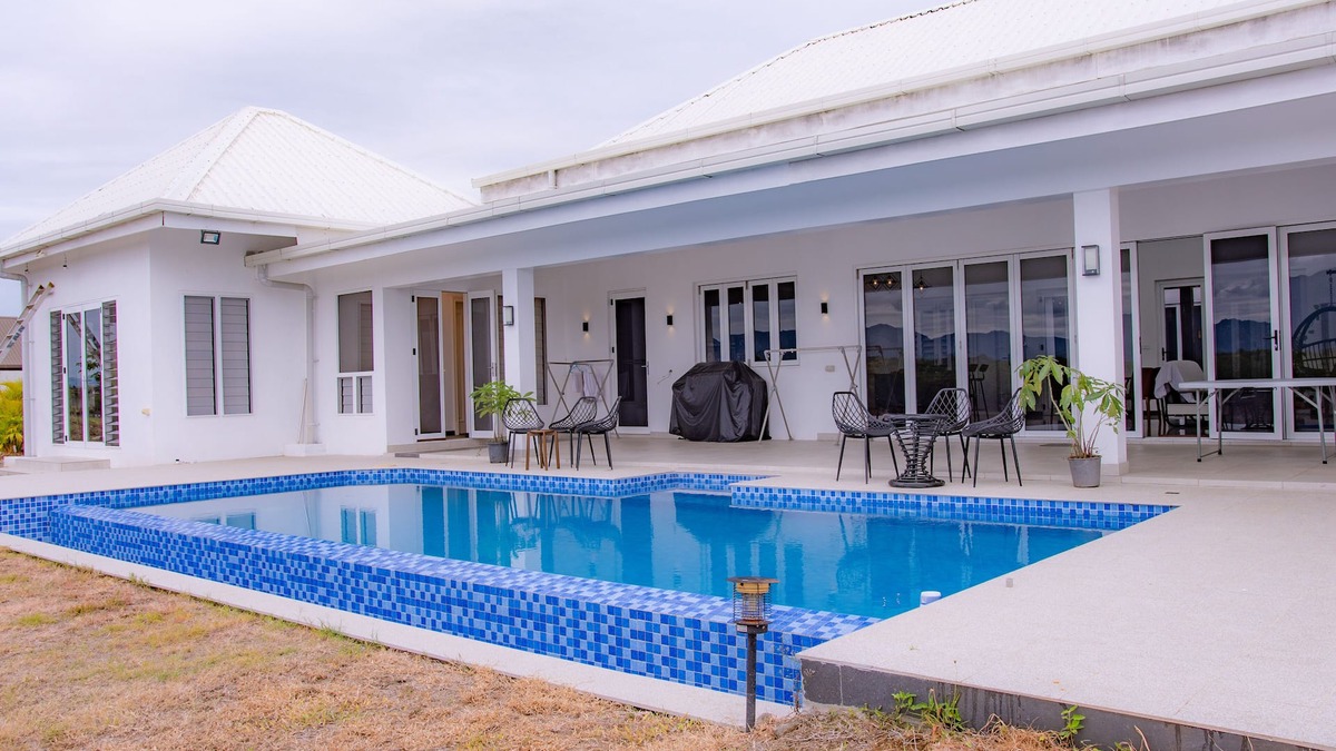Nadi Villa | Lake Side Deluxe Villa