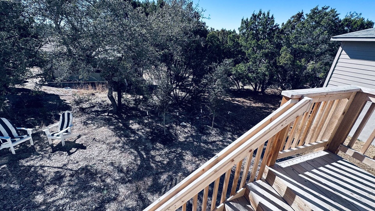 Lago Vista House | Lake side retreat in Lago Vista!