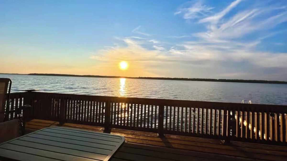 Dunsford Cottage | Lake Sturgeon Getaway