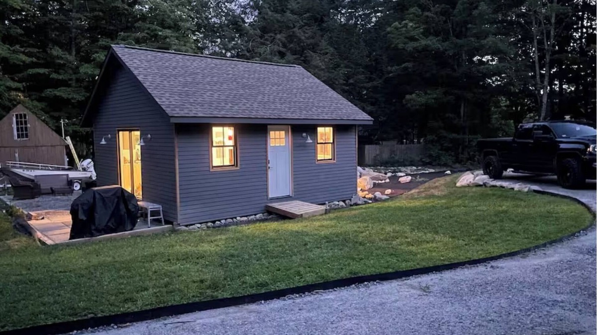 Blodgett Landing Cottage | Lake Sunapee Tiny Cottage