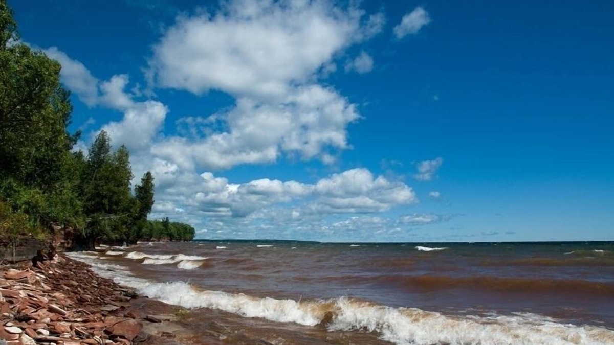 Pelkie Cottage | Lake Superior Cottage with Spectacular View and fiber optic high speed internet