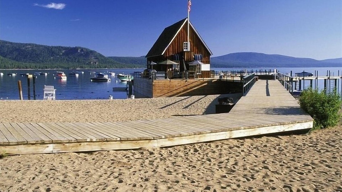 Chamberlands Cabin | Lake Tahoe - Chambers Private Beach, Pool & Tennis Membership