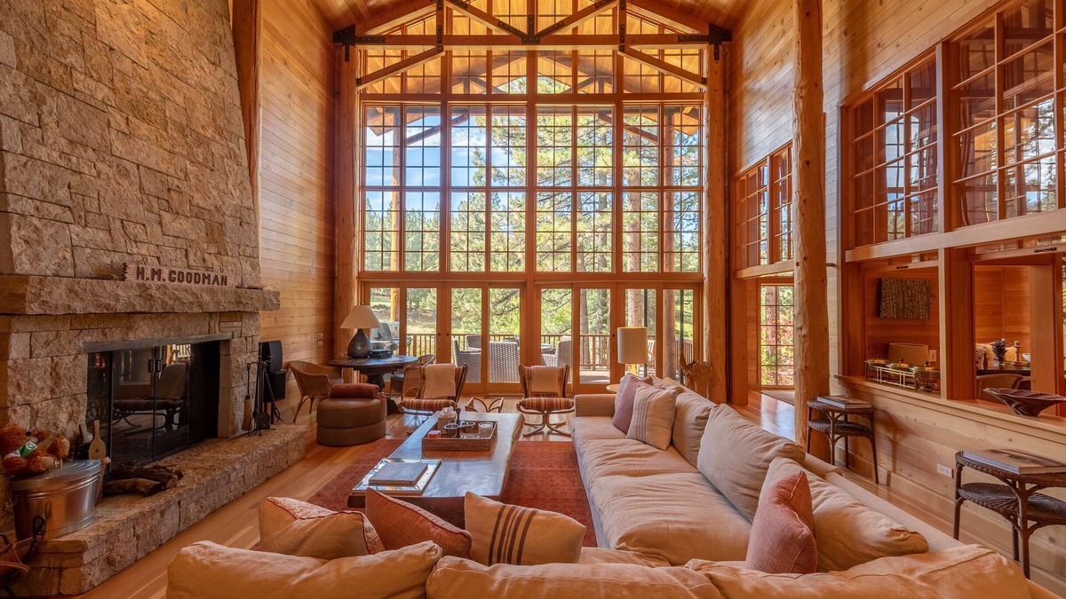 Truckee House | LAKE TAHOE - LUXURY HOME AT NORTHSTAR - NEWLY RENOVATED