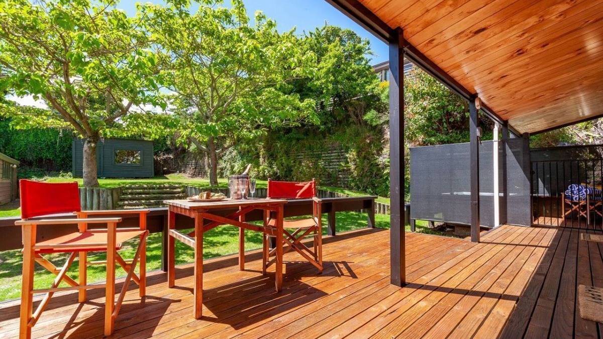 Waipahihi House | Lake Terrace Lockwood Taupo