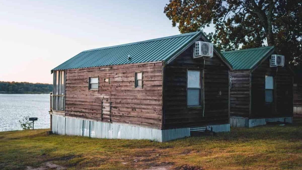 Mead Cabin | Lake Texoma Cedar Cabin