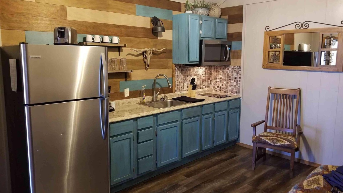 Mead Cabin | Lake Texoma Lakefront Cabin - South of the Border