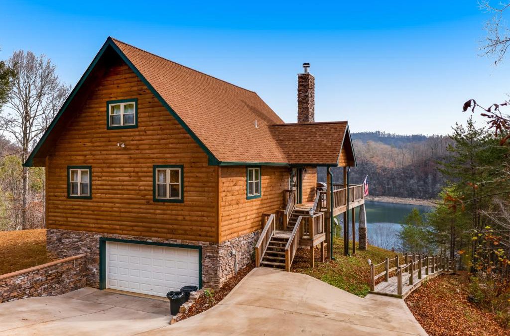 New Tazewell House | Lake Therapy Hideaway