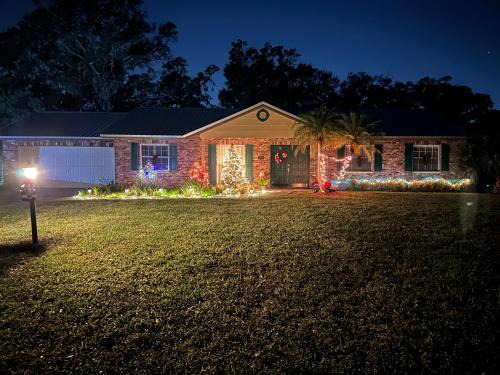 Brandon House | Lake Valrico's Camelot Court with HEATED POOL & access to private lake