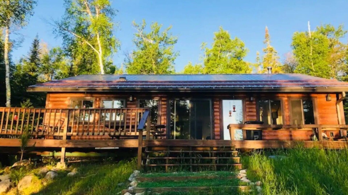Cook Cabin | Lake Vermilion Waterfront Cabin with Amazing Sunrise View