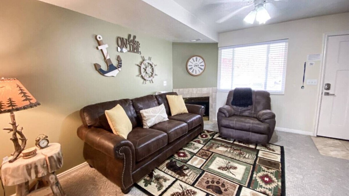 Harbor Village Condo | Lake View Condo 930# 2 - great views of Bear Lake