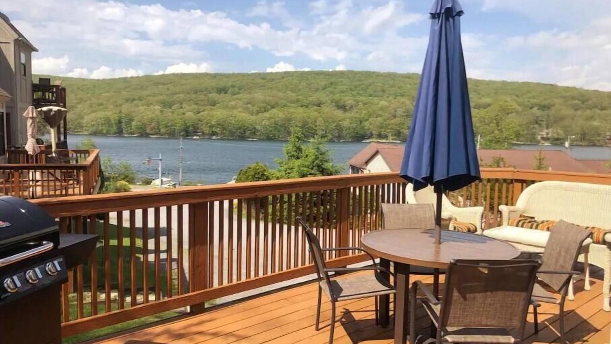Mountainside House | Lake view condo with wood fireplace