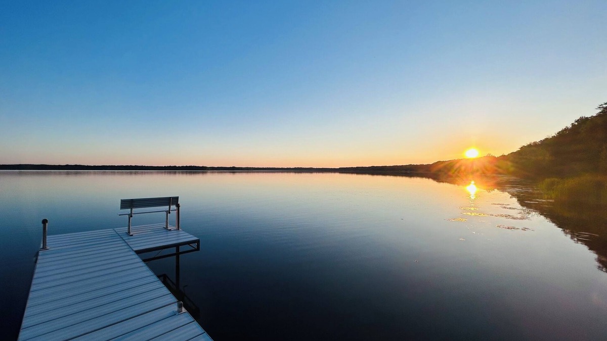Brainerd Cabin | Lake View - Dog Friendly - Fireplace - Outdoor Dining - Private Yard