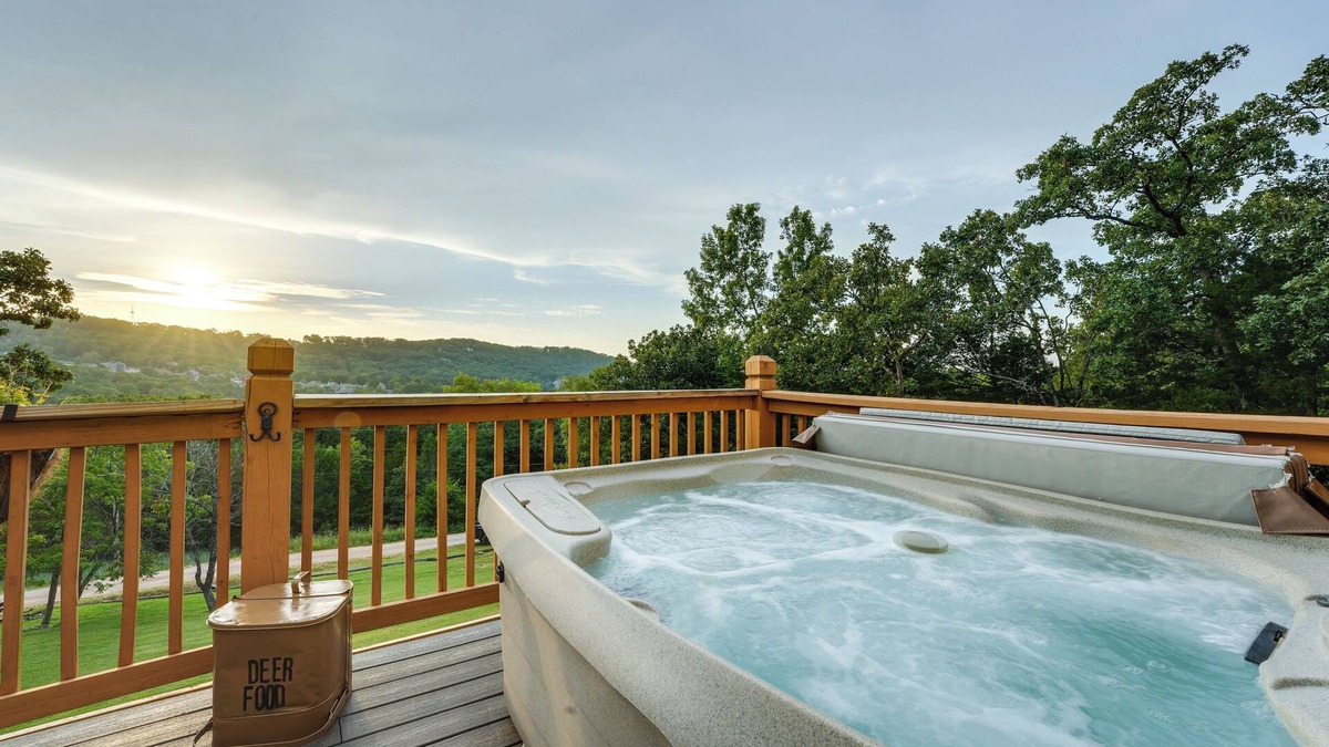 Blue Eye House | Lake-View Home in Blue Eye w/Hot Tub & Fire Pit!