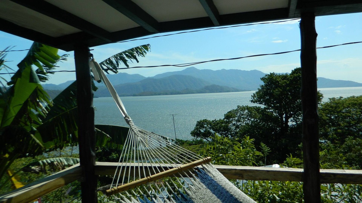Isla Conchagaita House | LAKE VIEW HOME, OLOMEGA PARADISE/PANORAMIC VIEWS
