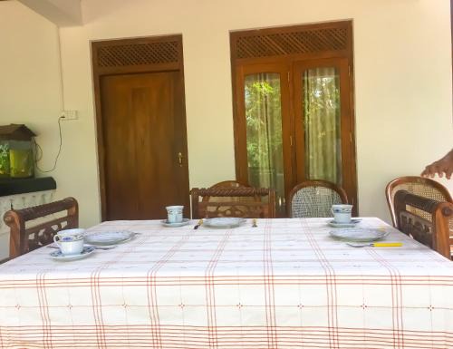Pannala House | Lake view homestay