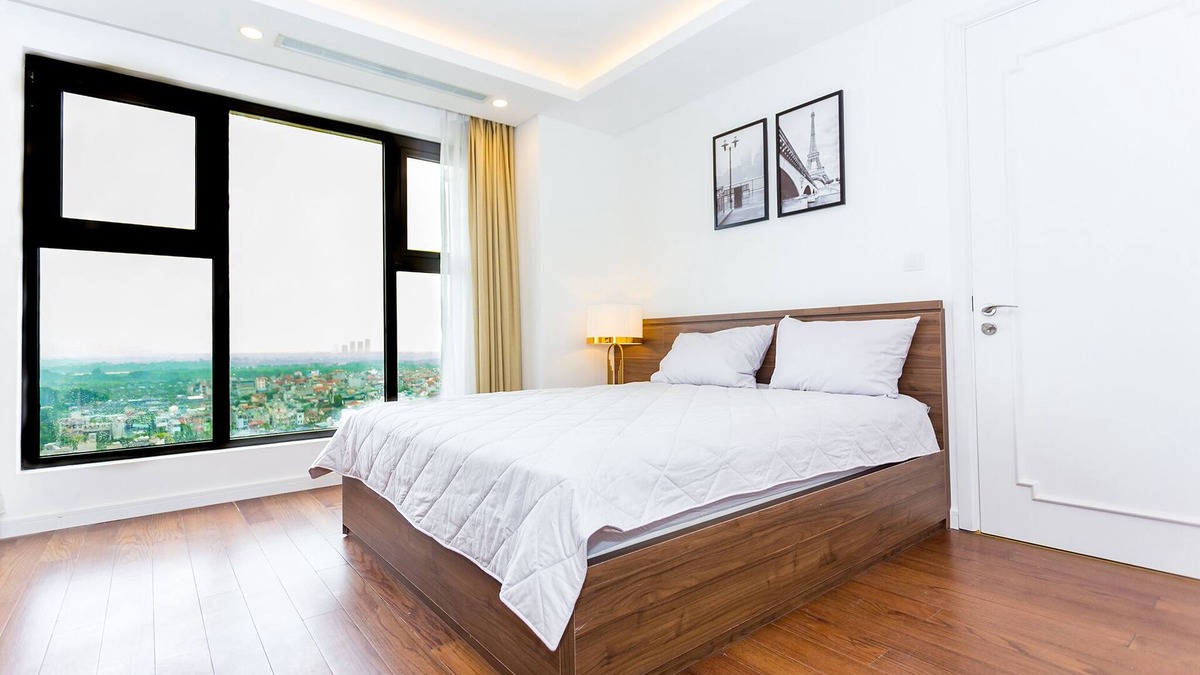 Quang An Apartment | Lake View, Luxuxy Apartment, Dessert, Cinema, Kickfit✫