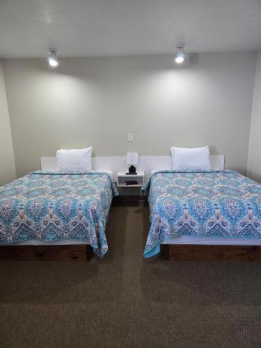 Lake City Hotel | Lake View Motel & Gift Shop