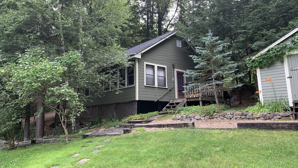 Laconia Cabin | Lake Winnisquam cabin