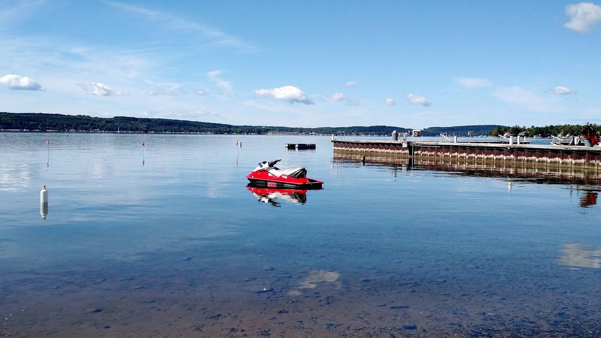 Boyne City Condo | Lakefront 2BR Condo on Lake Charlevoix