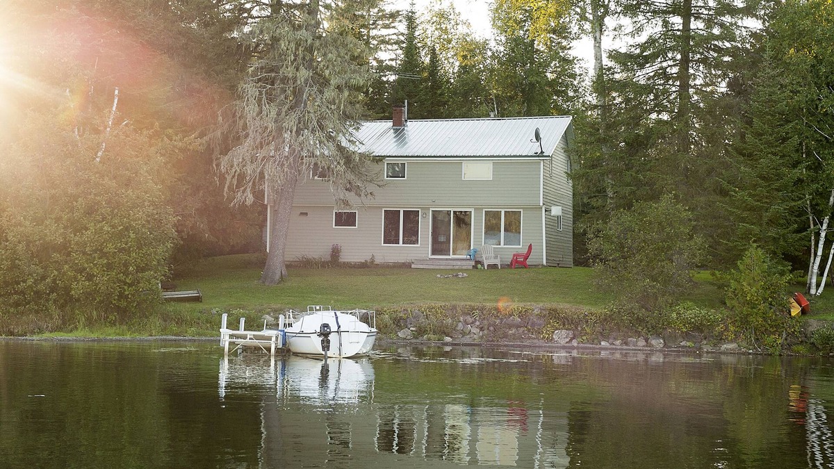 Stockholm House | Lakefront-4 Seasons - Northern Maine Lake House