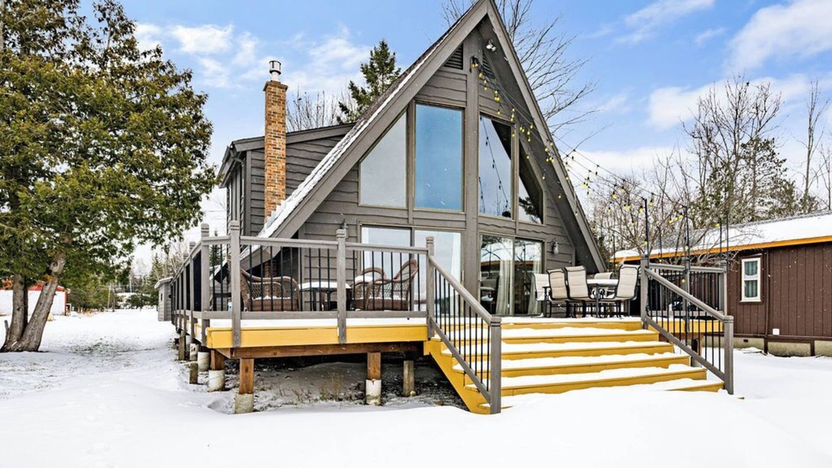 Duluth Cabin | Lakefront A-frame Cabin w/Sauna | Caribouyah!