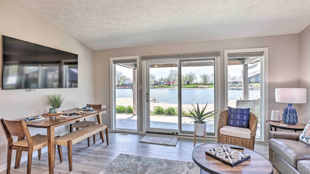 LaPlatte I Cabin | Lakefront Bellevue Home: Private Beach & Fire Pit!